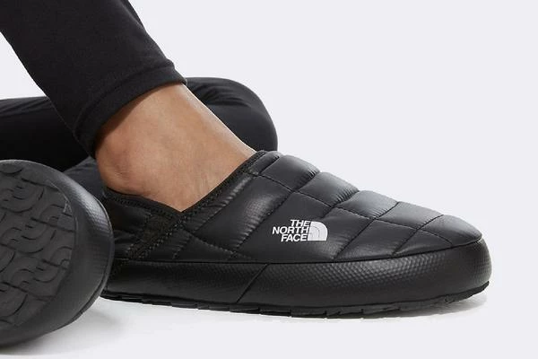 The North Face Wmns Thermoball Traction Mule Black Zapatillas 5 The North Face Wmns Thermoball Traction Mule Black Zapatillas