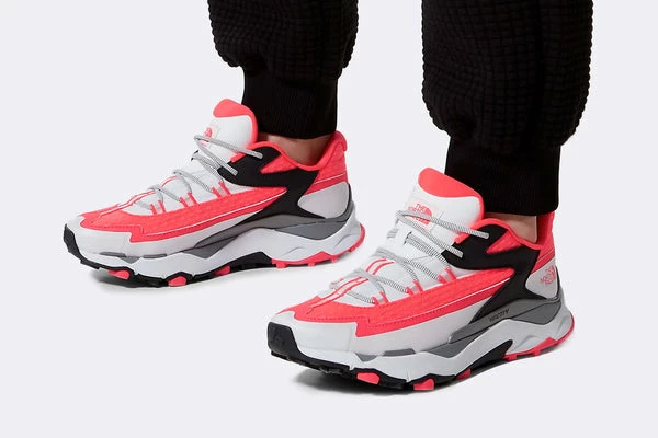 The North Face Wmns Vectiv Taraval Brilliant Coral/White 5 The North Face Wmns Vectiv Taraval Brilliant Coral/White